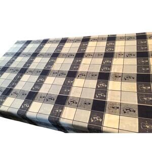 Tablecloth Checkered white and navy blue snowman Christmas table cloth 92 x 54